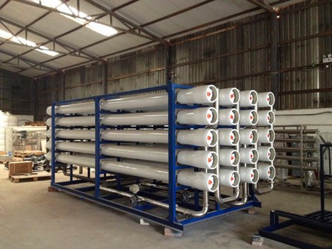 Reverse osmosis equipment for power plants/