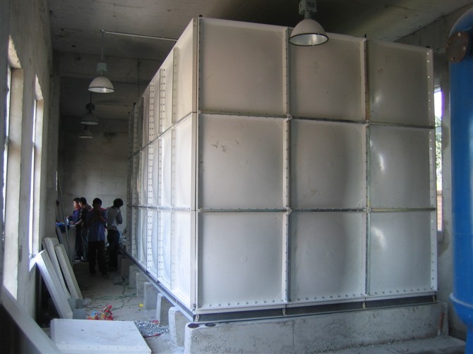 FRP water tank.jpg