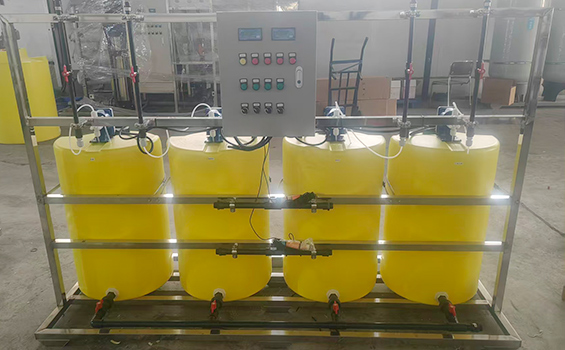 Industrial circulating water dosing equipment